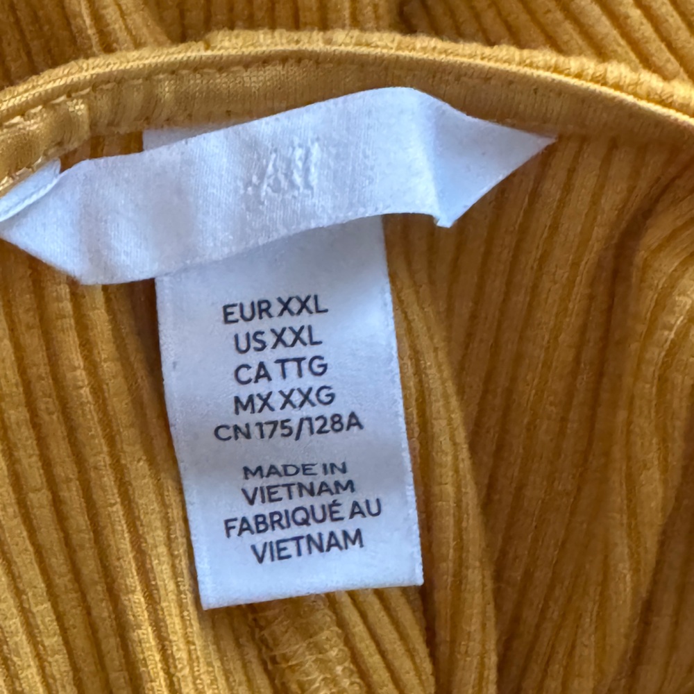 H&M Ribbed Halter backless dress - Picture 2 of 3